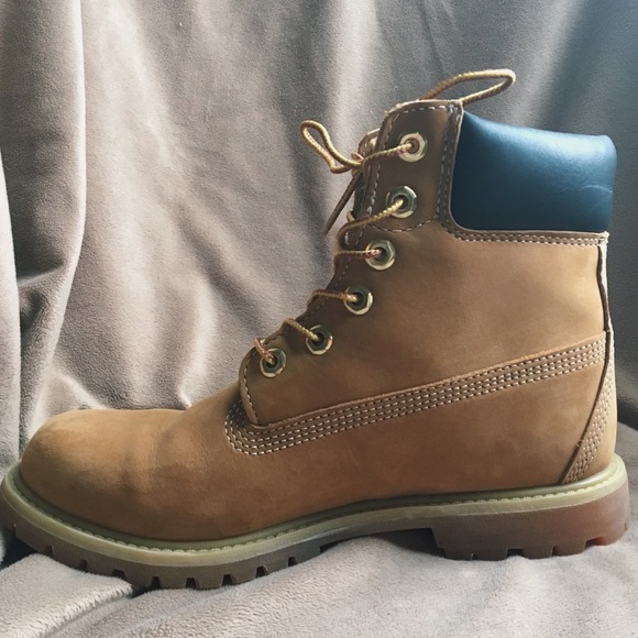 Timberland Boots - Picture 5 of 8